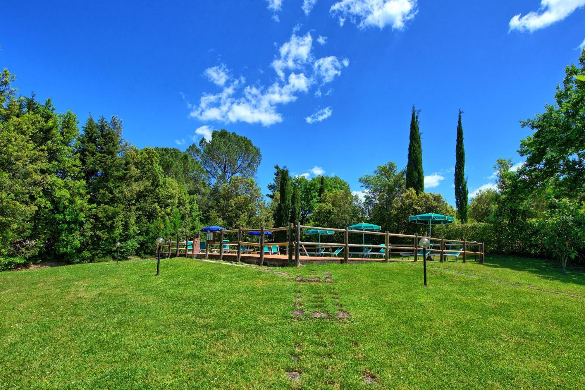 Villa Picchio By Posarellivillas Волтера Екстериор снимка