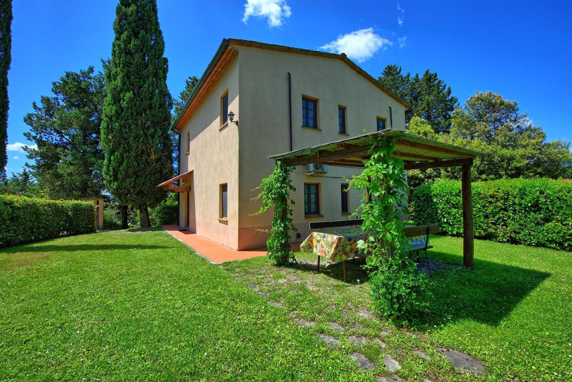 Villa Picchio By Posarellivillas Волтера Екстериор снимка